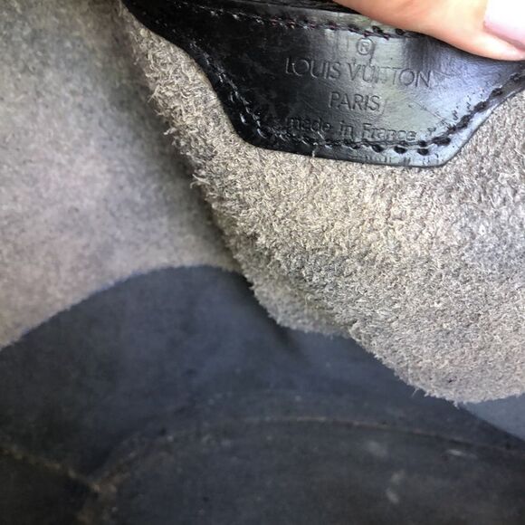 Louis Vuitton Epi St Jacques - Picture 8 of 11